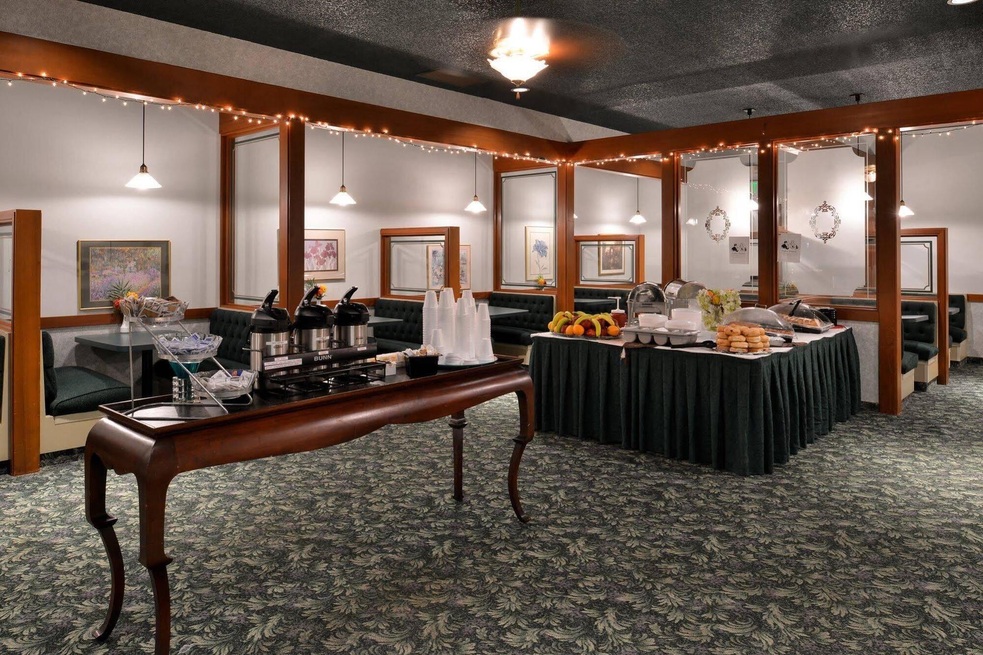 Red Roof Inn Арката Екстериор снимка